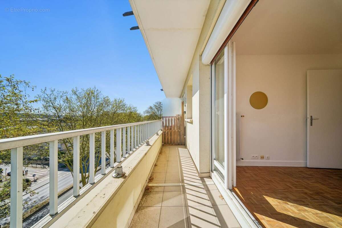 Appartement à BOURG-LA-REINE