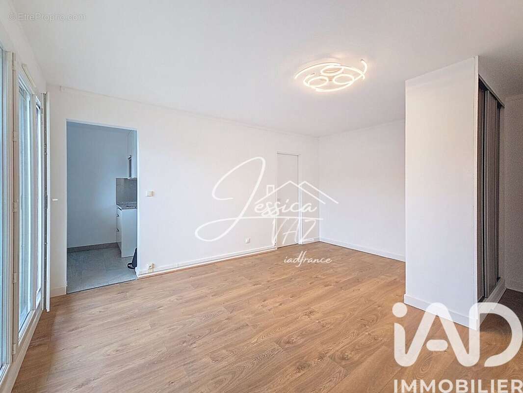 Photo 2 - Appartement à LE PLESSIS-BELLEVILLE