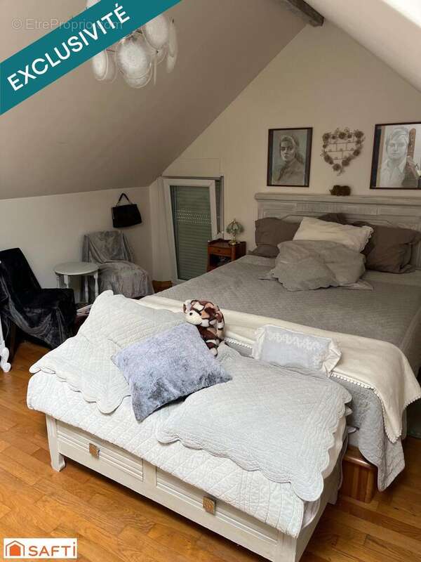 Photo 5 - Maison à ETREILLERS