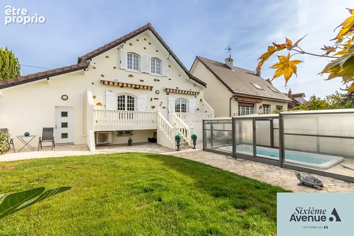 Maison meulière familiale avec piscine couverte, jardin et garage - photo 10