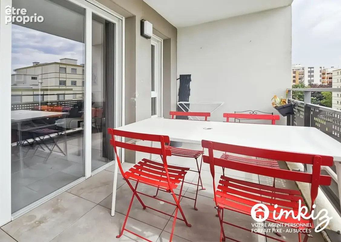 T3 récent avec balcon, proche universités - photo 7