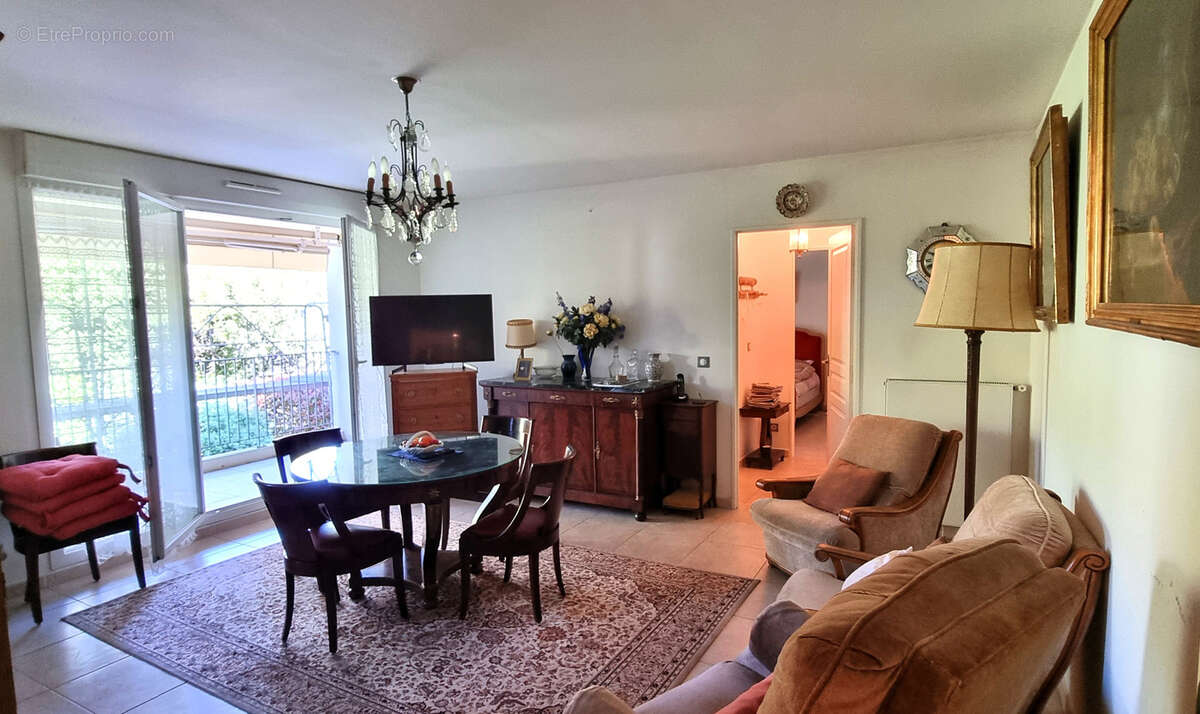 Appartement à GANGES