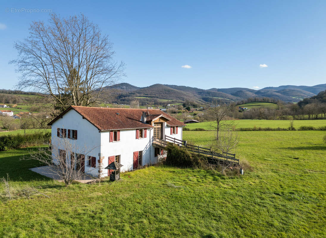 Maison à SAINT-JEAN-PIED-DE-PORT