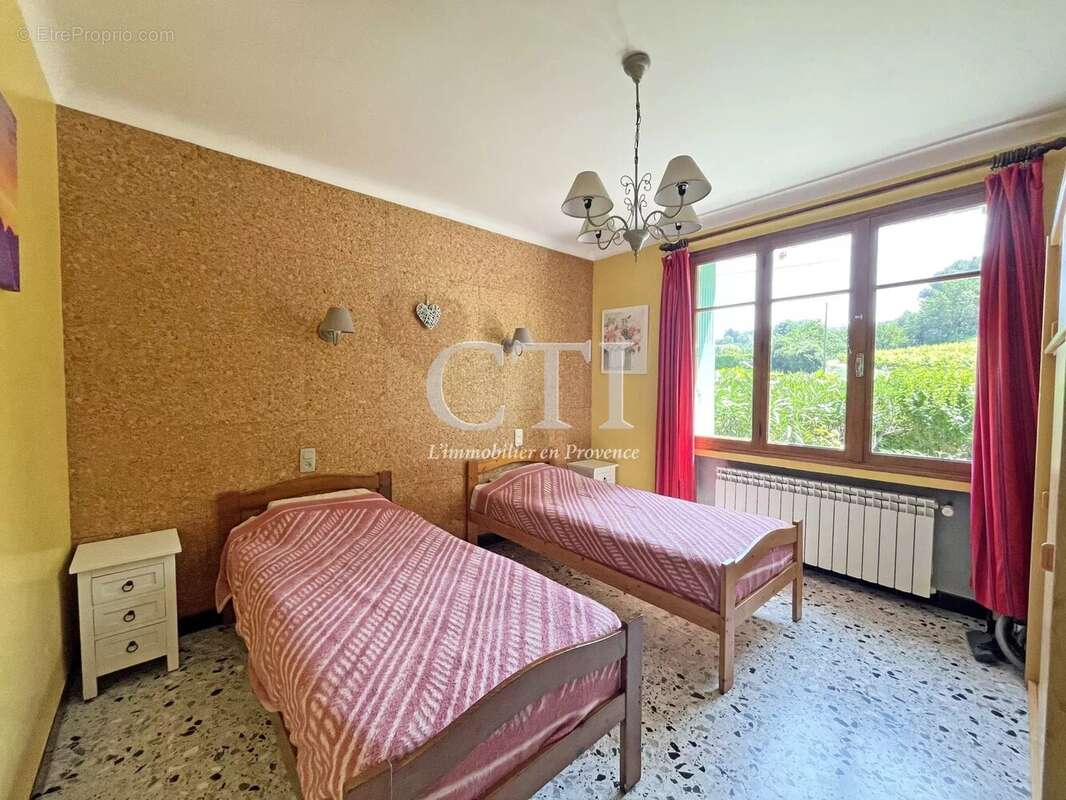 Maison à VAISON-LA-ROMAINE