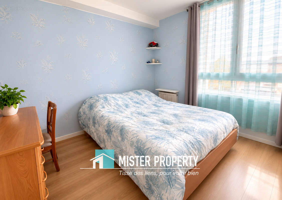 Appartement à SARTROUVILLE