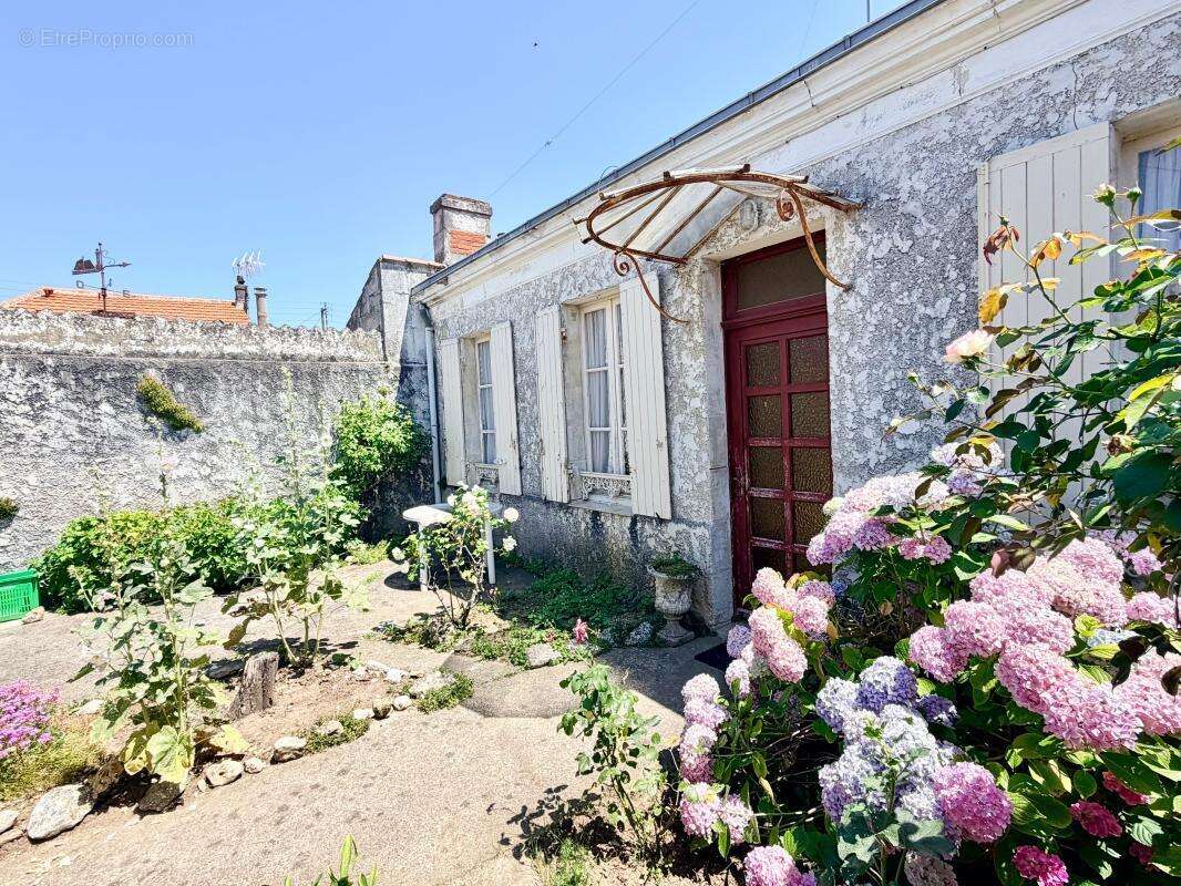 Maison à ROCHEFORT