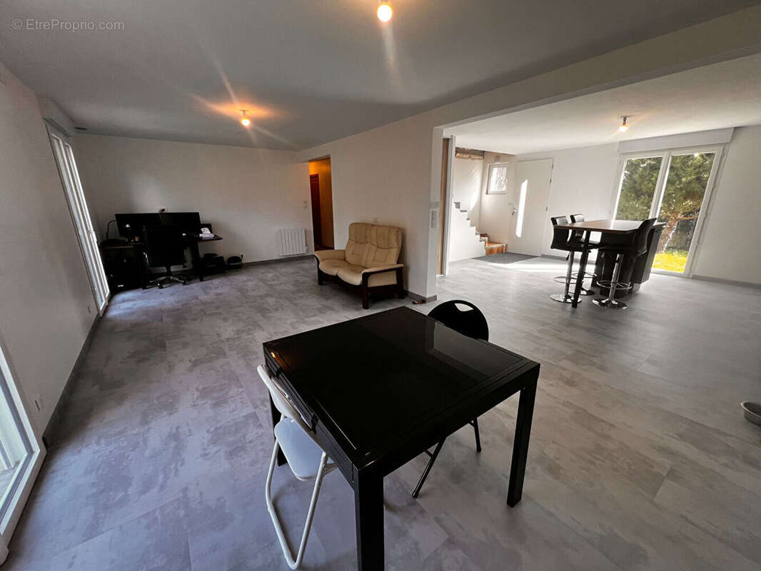 Maison à ORRY-LA-VILLE