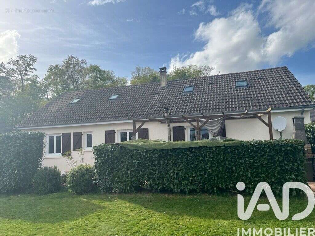 Photo 5 - Maison à LA HAYE-MALHERBE