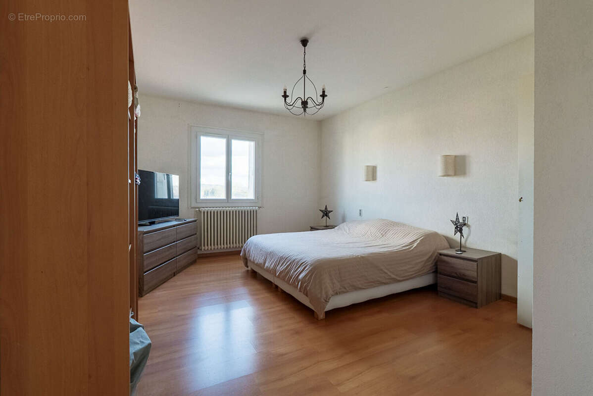 Appartement à CARCASSONNE