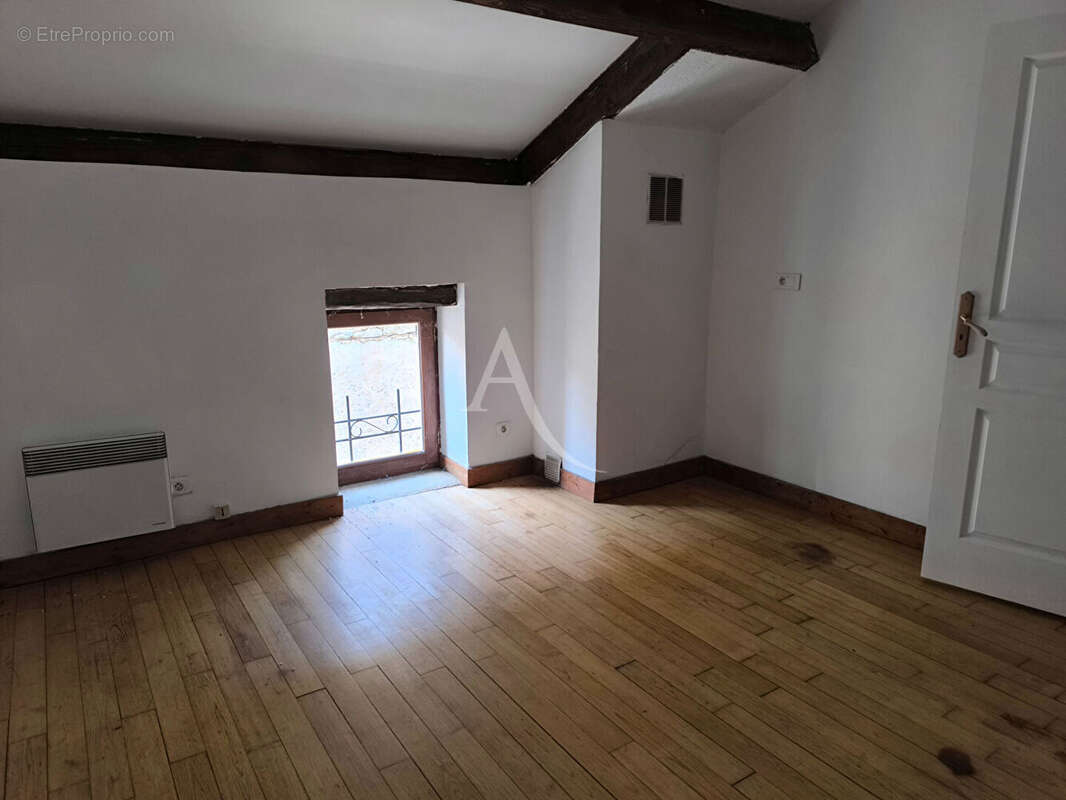 Maisons en pierre : 2 logements et 1 grange avec jardin à 10 minutes de Prayssac - photo 13