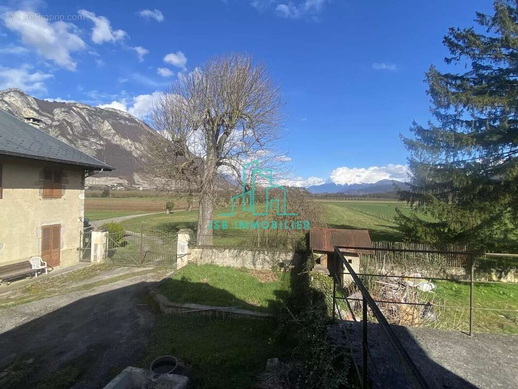 Maison à MONTMELIAN