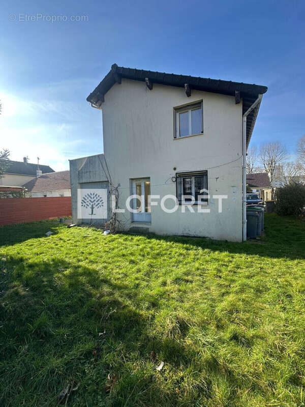 Maison à VILLIERS-LE-BEL
