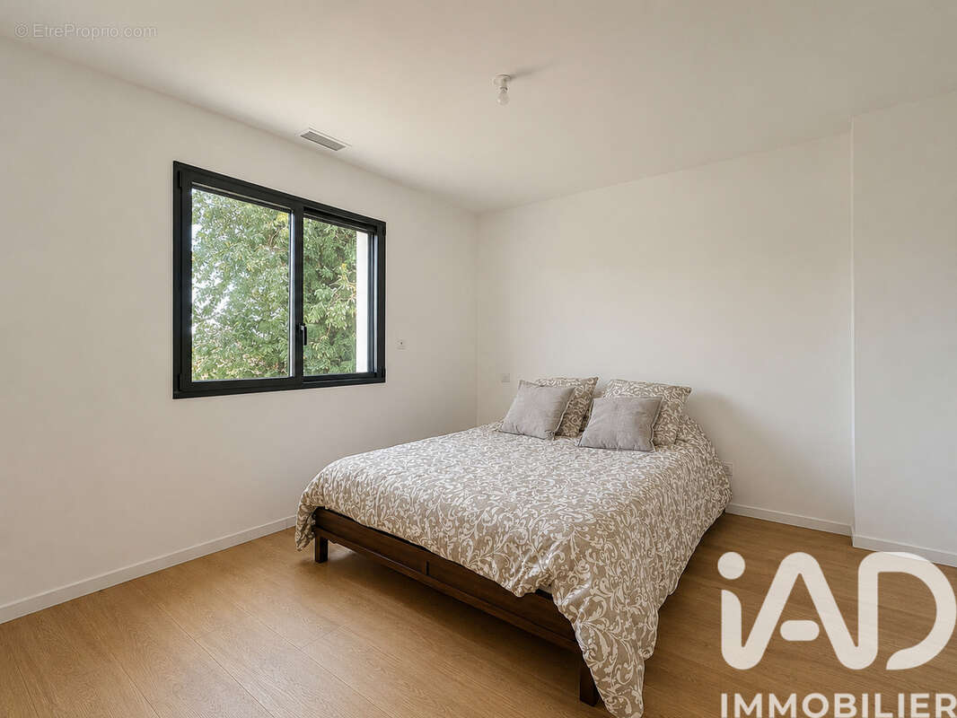 Maison 120 m² à Noe  - photo 5