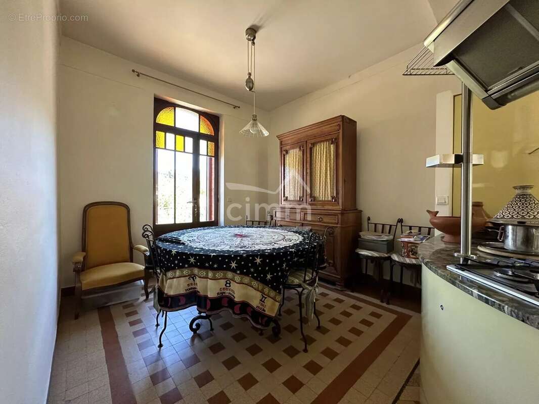 Maison à MALIJAI