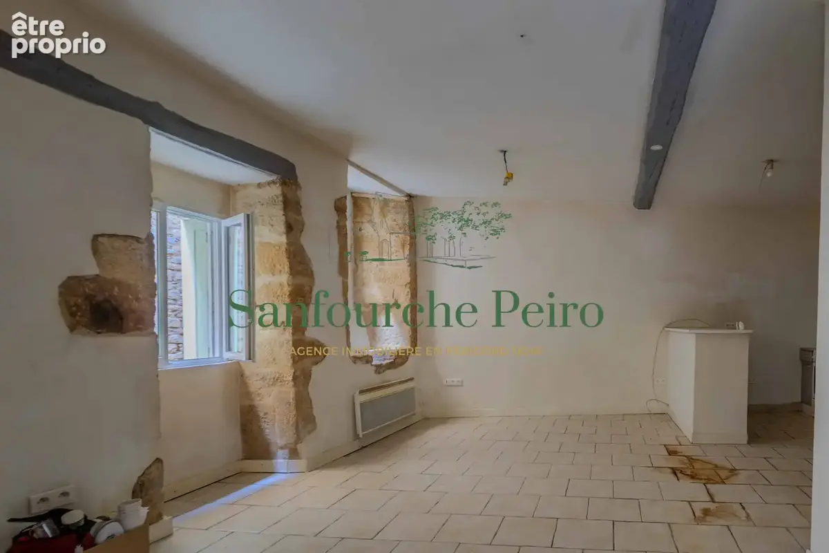 Au coeur du centre historique de Sarlat - Périgord noir -  Immeuble avec 3 appartements - photo 25