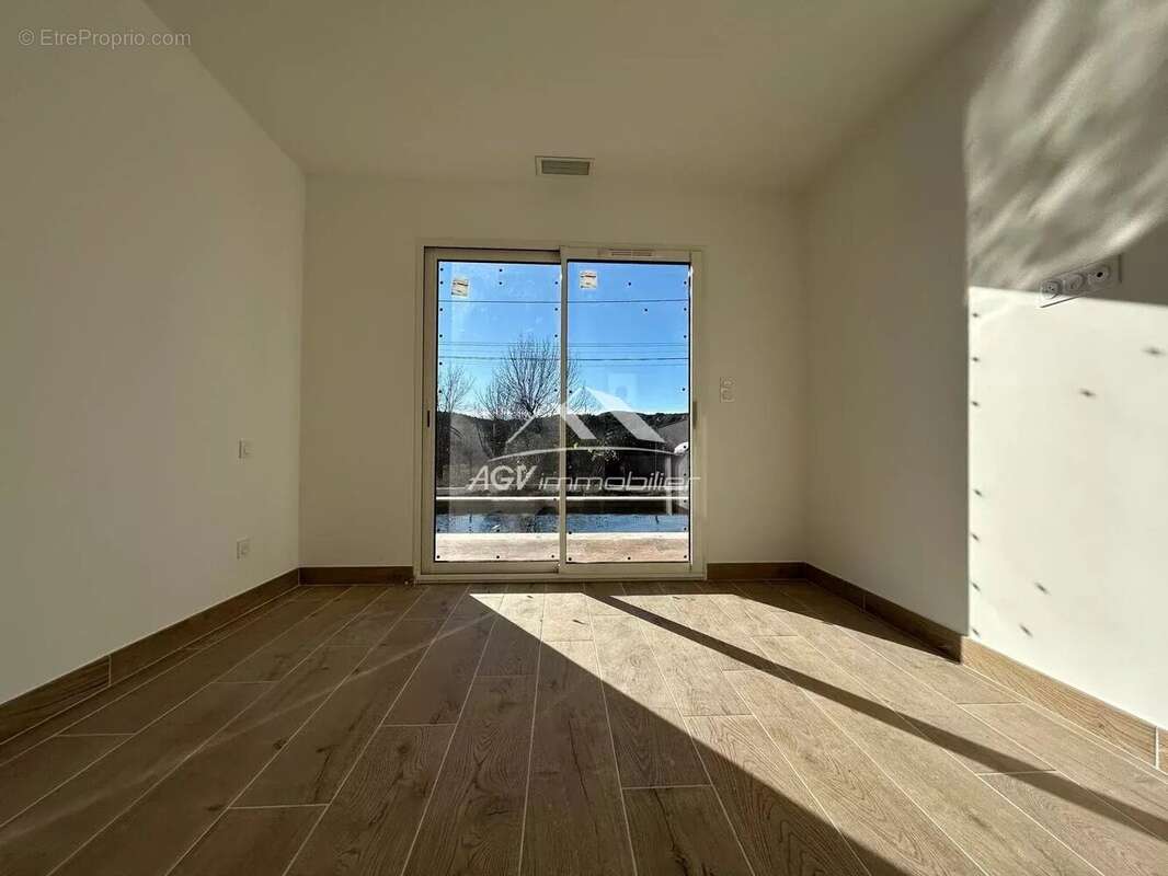 Maison à SAINT-MARTIN-DE-VALGALGUES