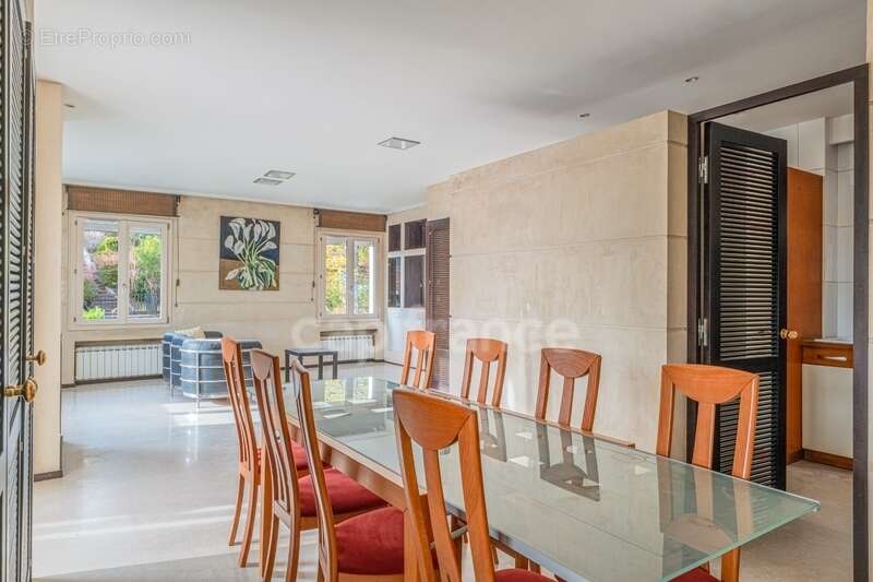 Maison à RILLIEUX-LA-PAPE