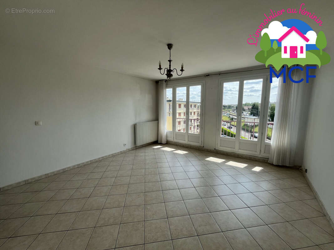 Appartement à BONNIERES-SUR-SEINE