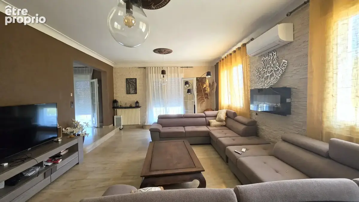 Maison 215 m2 sur terrain de 807 m2 avec piscine au sel - photo 12