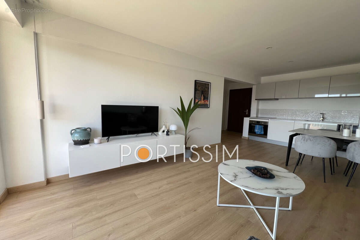 Appartement à CAGNES-SUR-MER