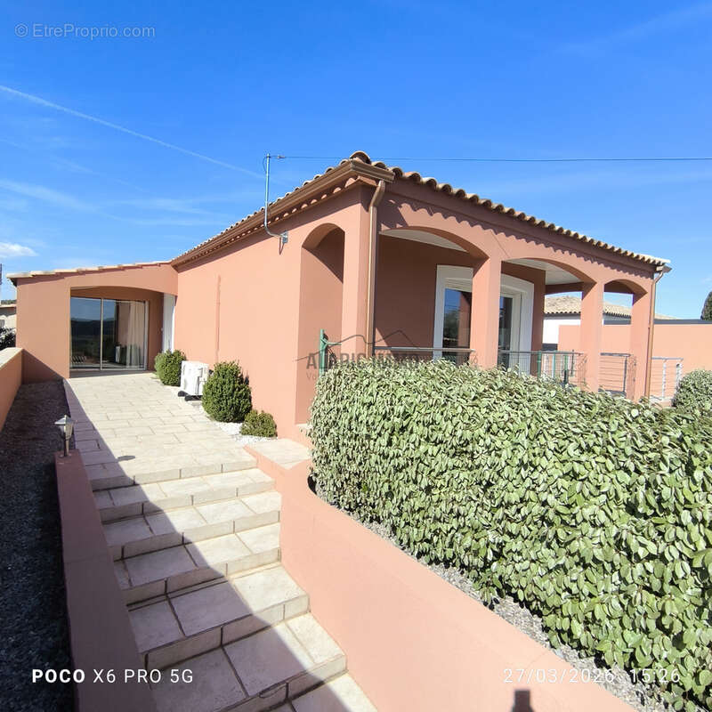 Grande villa dominante, vue sublime,  5 chambres, piscine - photo 5