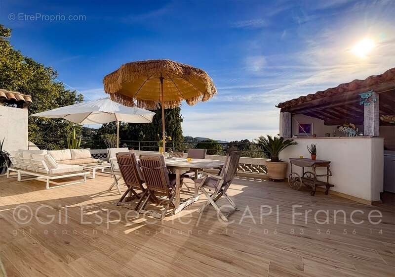 Maison à MOUGINS