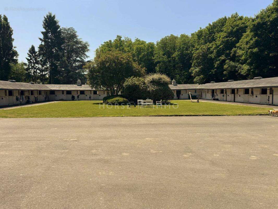 Maison à FONTAINEBLEAU