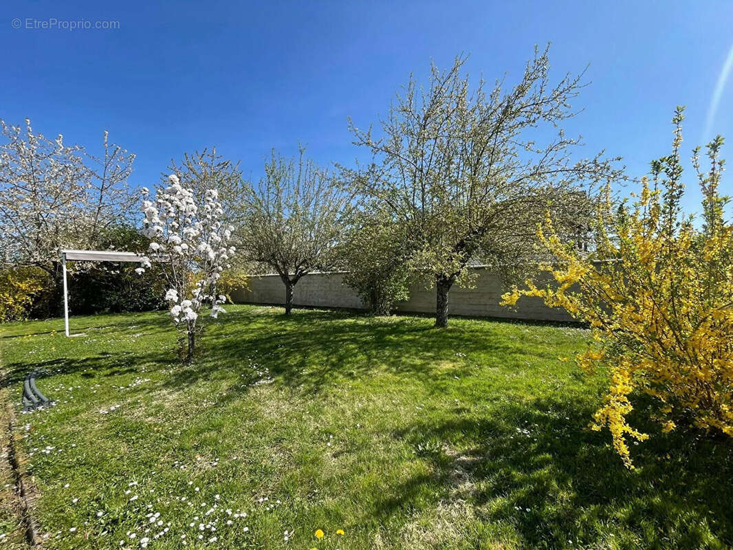 Maison à REMILLY-SUR-TILLE
