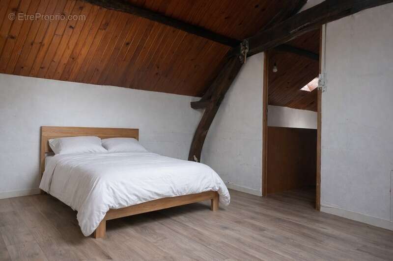 Maison à AUTHEUIL-EN-VALOIS