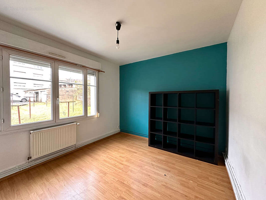 Appartement à SAULNES