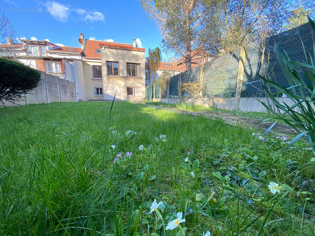 Maison à NOISY-LE-SEC