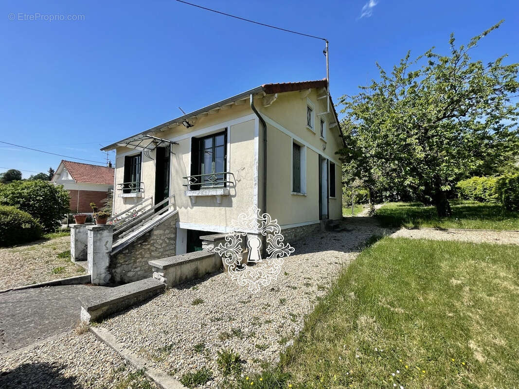 Maison à DONNEMARIE-DONTILLY