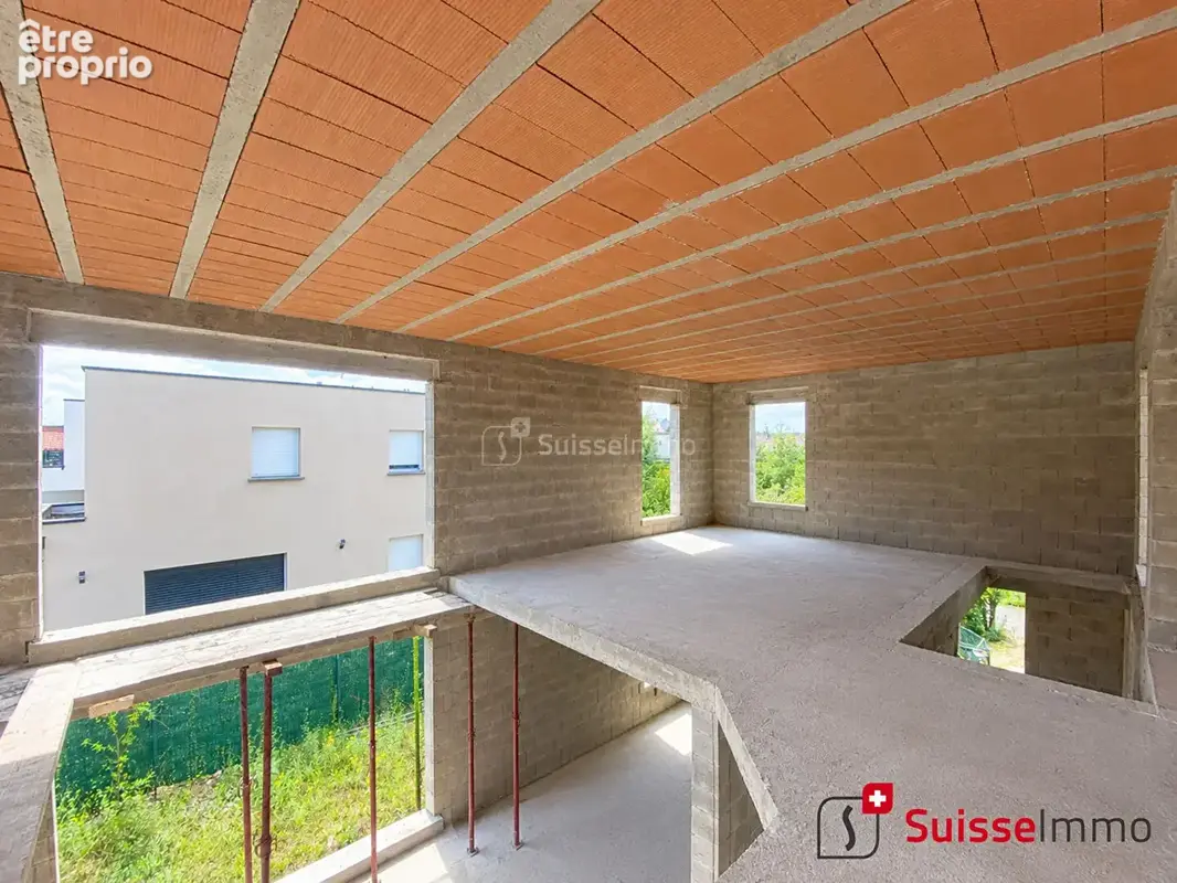 Maison mitoyenne à finir sur Sochaux - photo 1