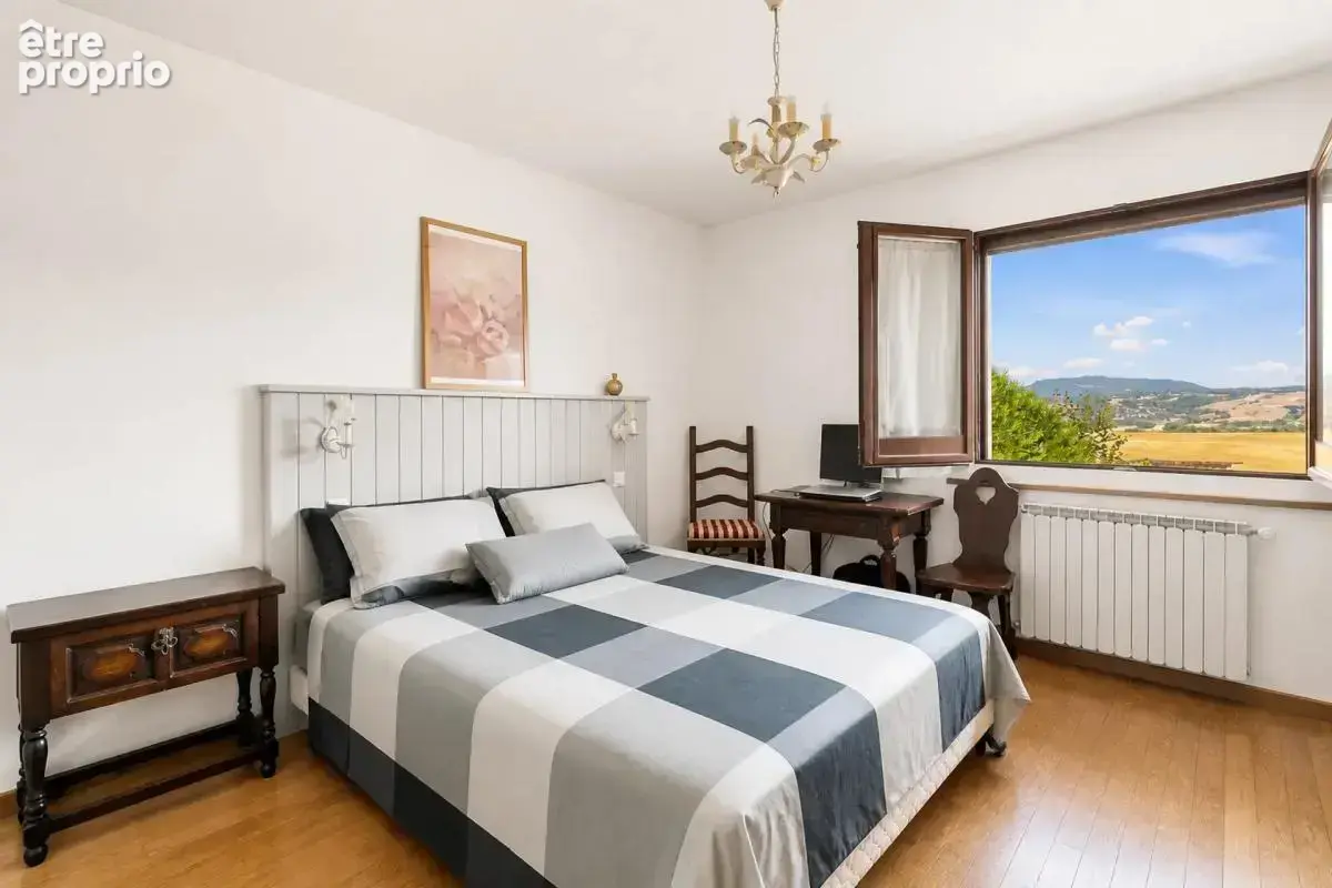Maison de 7 pièces de 183 m² à La Balme-de-Sillingy - photo 8