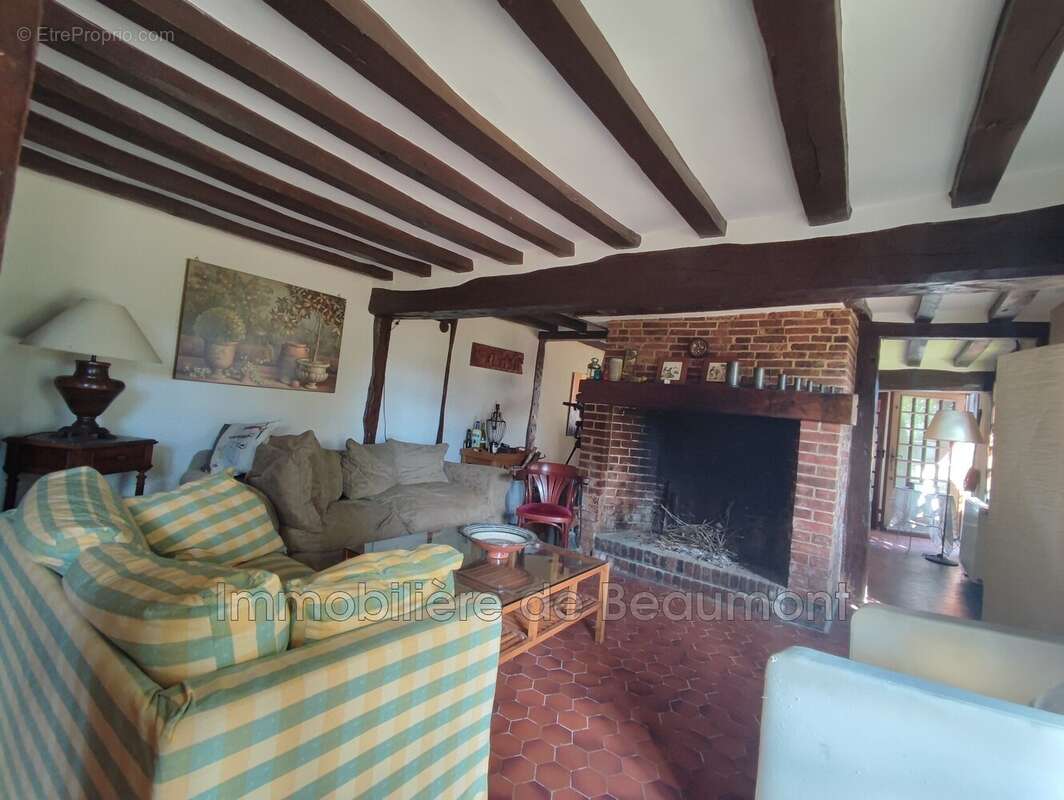 Maison à BEAUMONT-LE-ROGER