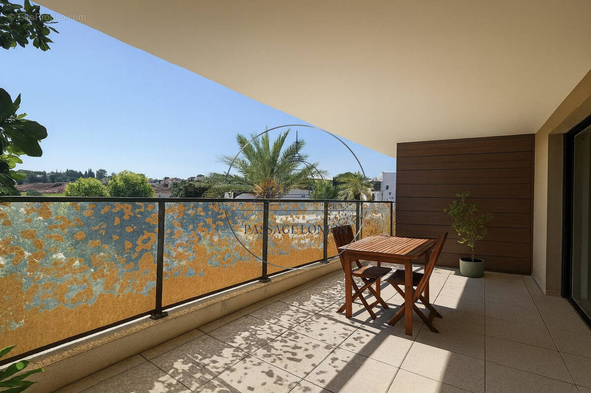 Appartement à LE CRES