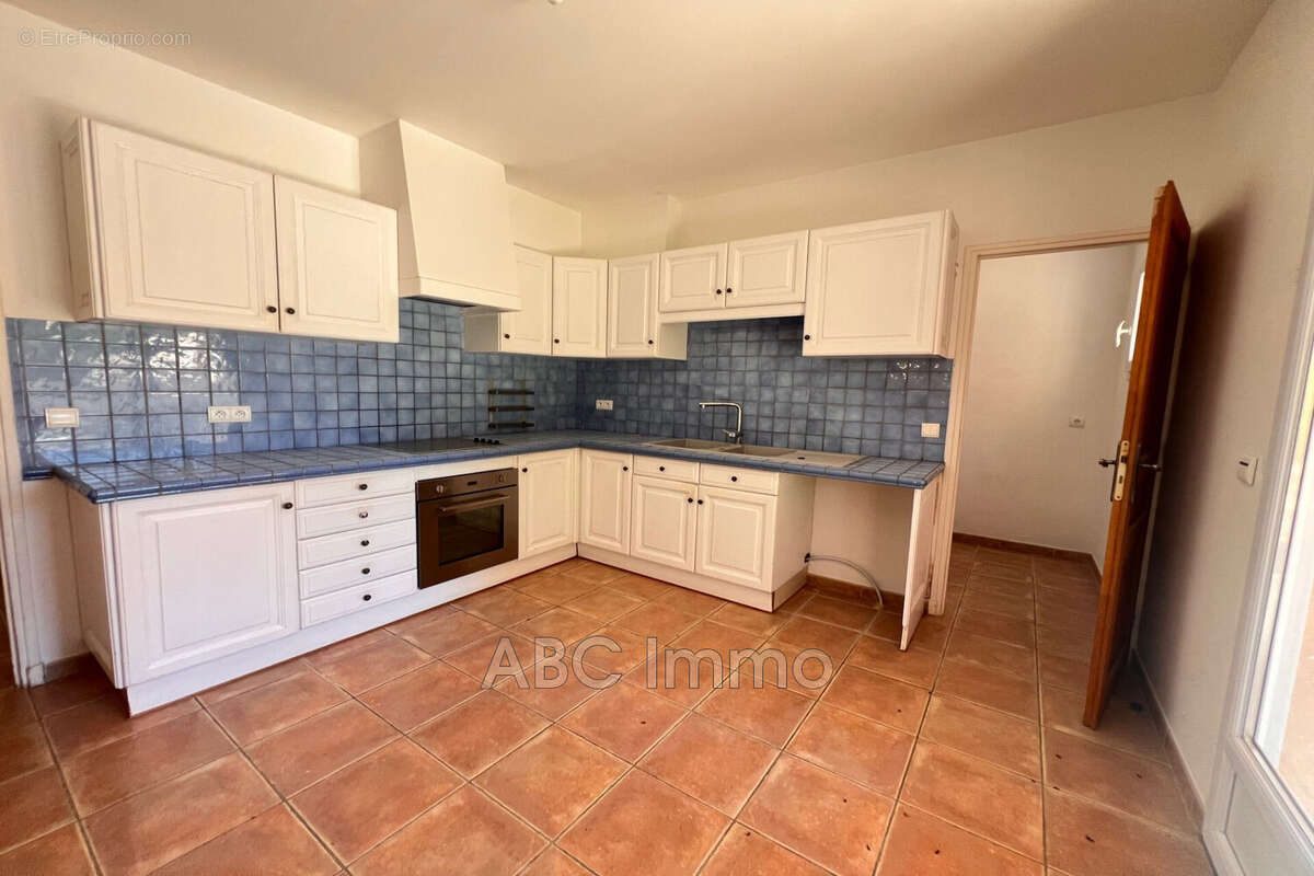Maison 150 m² à Aix-En-Provence  - photo 8