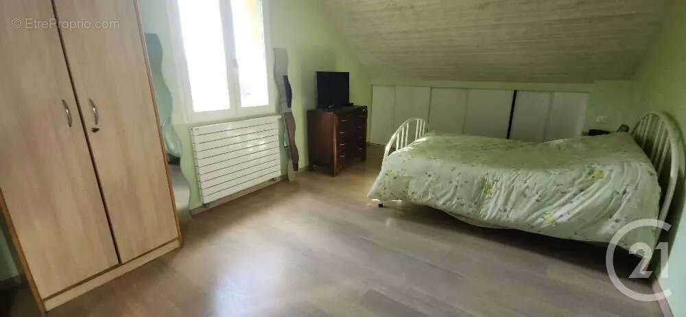 Maison 103 m² à Aurillac  - photo 7