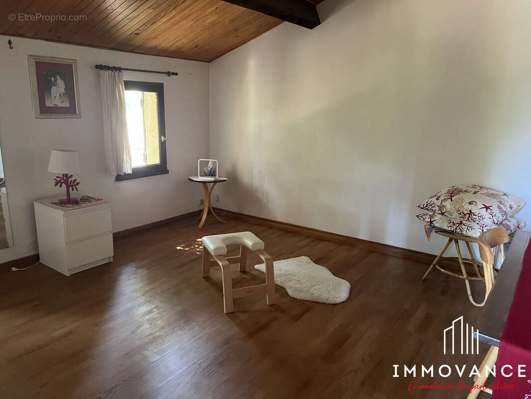 Maison à SAINT-MARTIN-DE-LONDRES