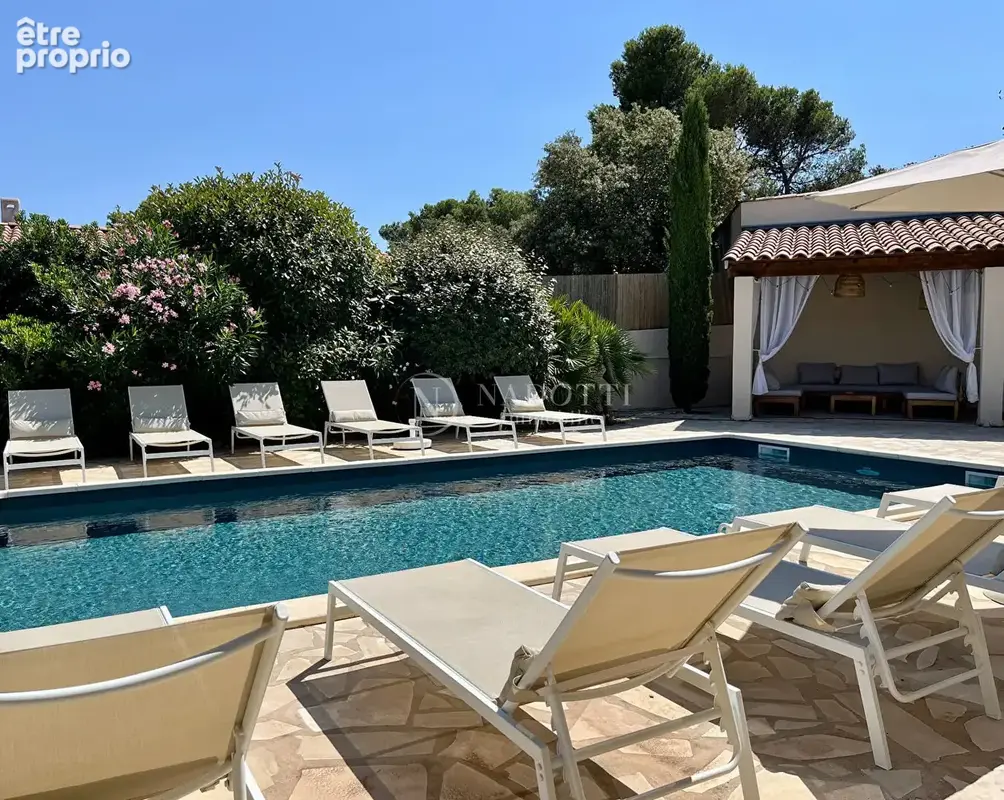 Une propriété de caractère au coeur de la Provence - photo 12