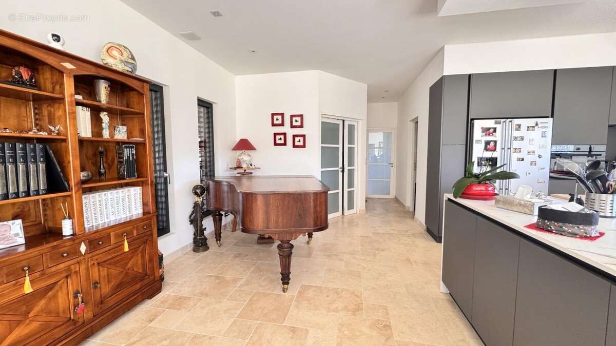 Maison à TOUR-DE-FAURE