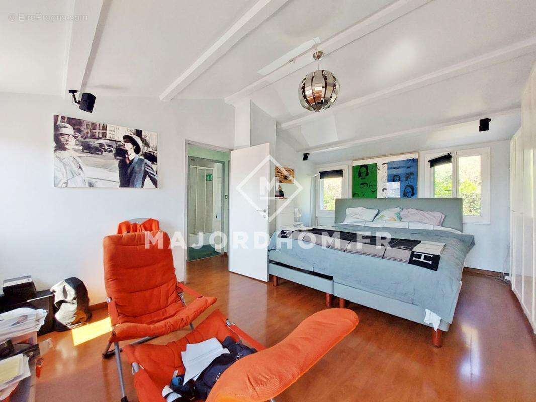 Maison à MARSEILLE-6E