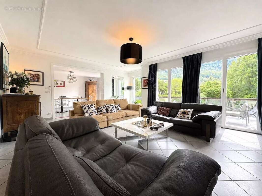 À vendre – Maison familiale à Bluffy avec jardin et vue montagnes, proche du lac d’Annecy - photo 5