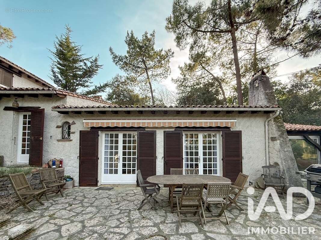 Maison 106 m² à La Tremblade  - photo 7