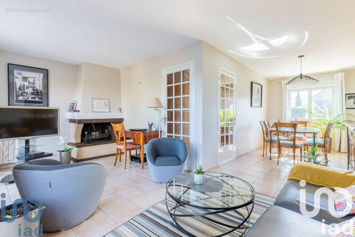 Photo 1 - Maison à MORANGIS