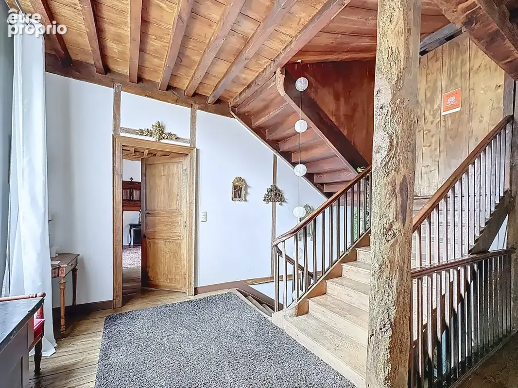 Maison 7 pièces 266 m² à vendre à Nay (64800) - photo 6