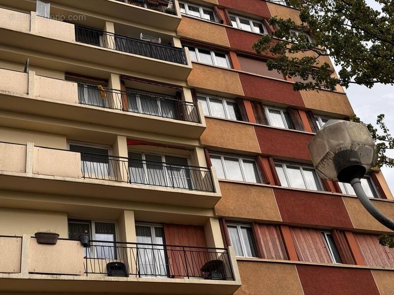 Appartement à MONTREUIL