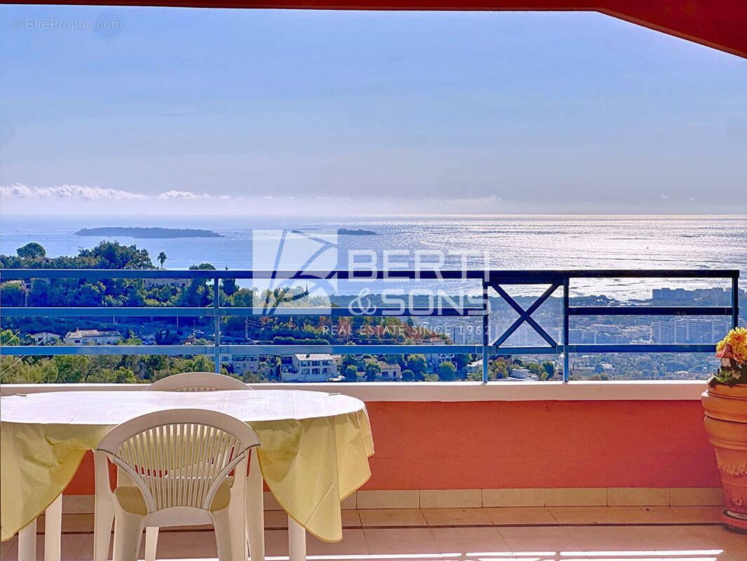 Appartement à MANDELIEU-LA-NAPOULE