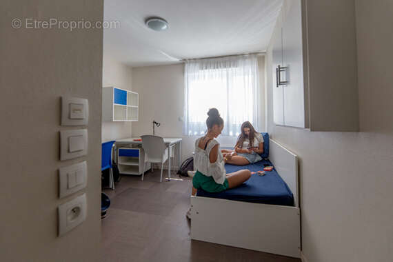 Très beau Studio 19.14 m² - Résidence Studélites Saint-Louis à Lyon - photo 3