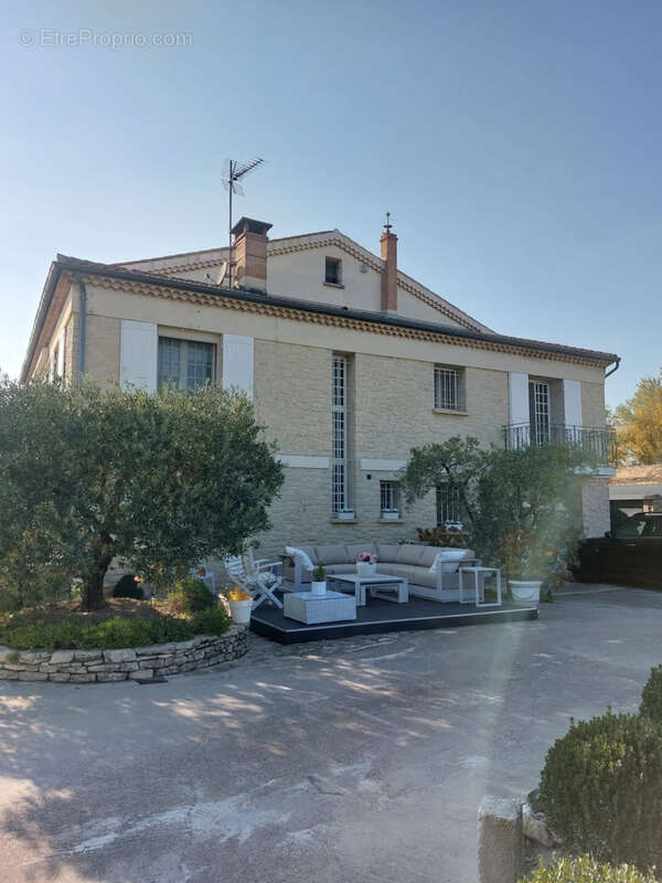 Maison à MONTEUX